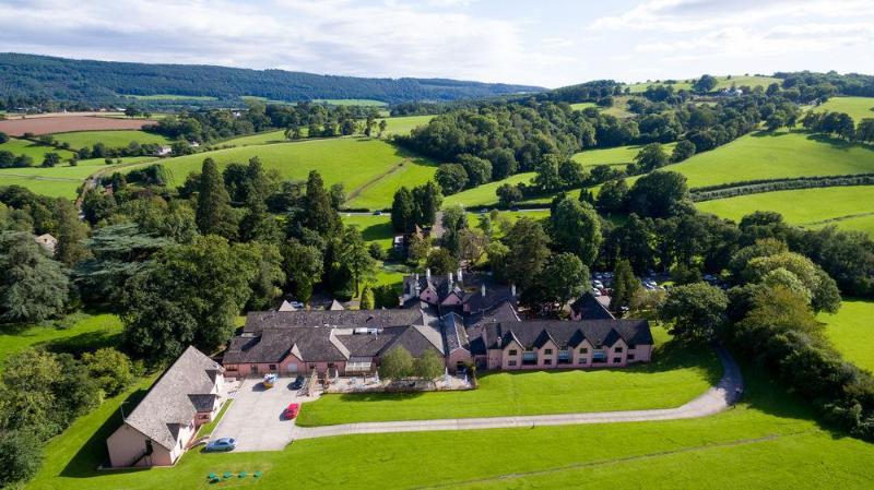 Cwrt Bleddyn Hotel & Spa Usk Eksteriør billede